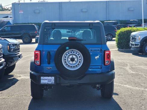 New 2025 Ford Bronco Base image 30