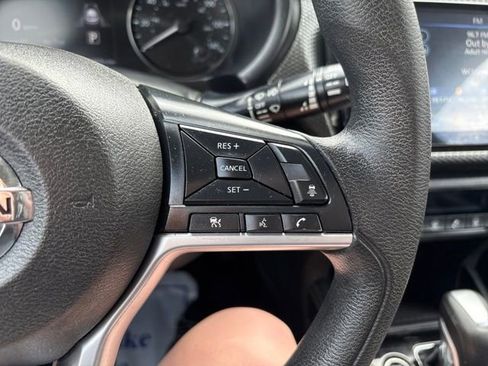 Used 2021 Nissan Kicks SV image 13