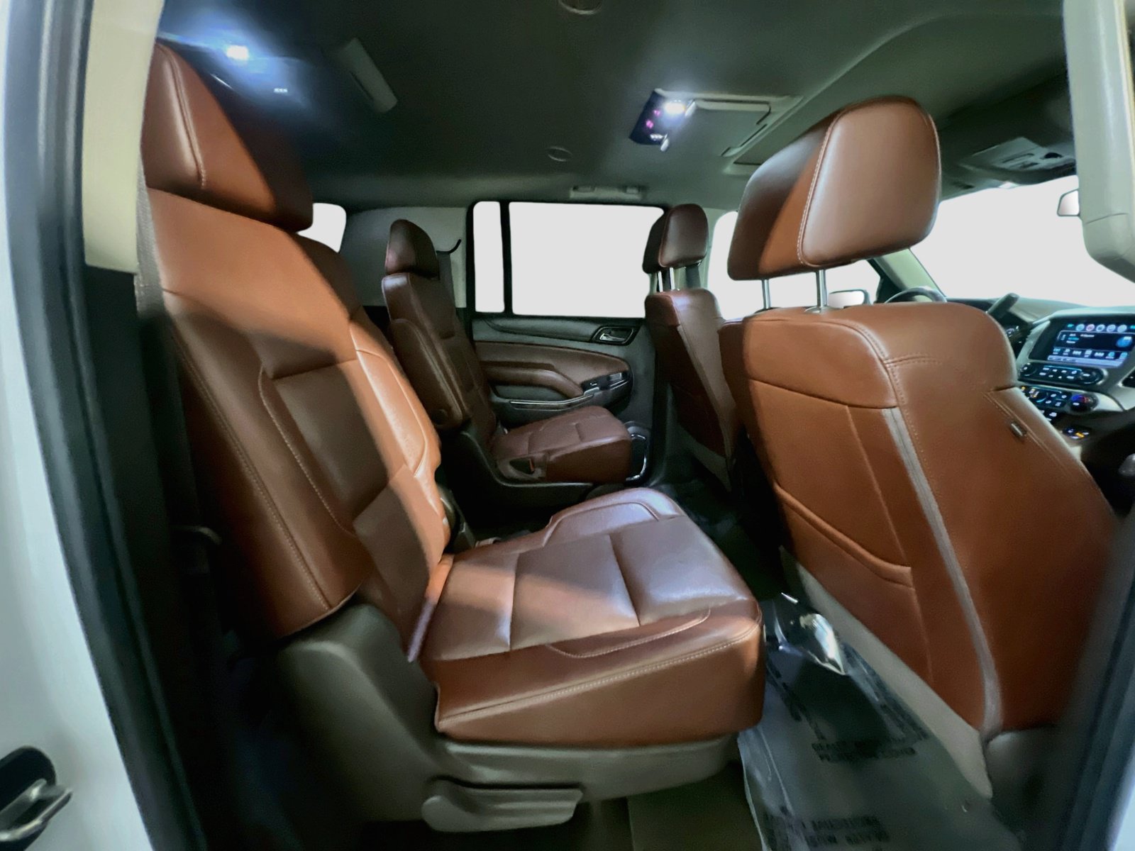 Used 2017 Chevrolet Suburban Premier AWD/4WD image 22