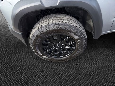 Certified 2025 Chevrolet Colorado Trail Boss image 11