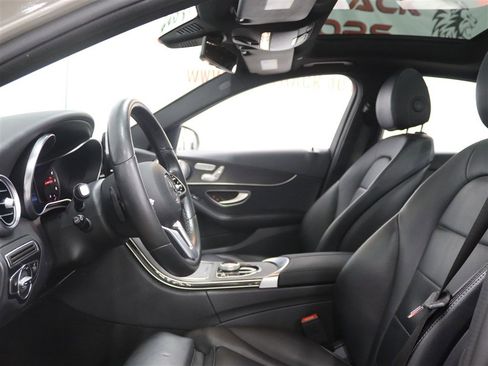 Used 2019 Mercedes-Benz C 300 4MATIC Sedan image 10