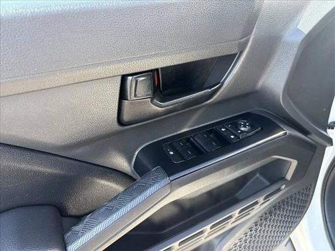 Certified 2025 Toyota Tacoma SR5 AWD/4WD image 12
