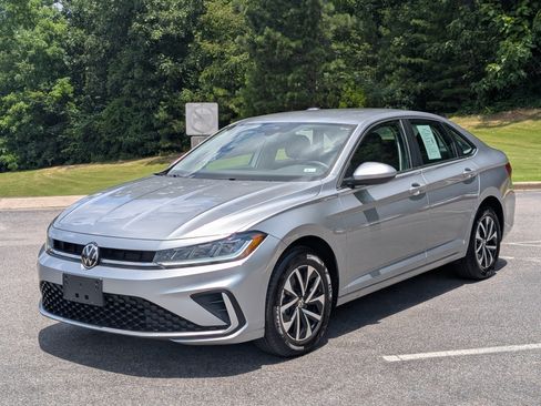 Used 2025 Volkswagen Jetta S FWD image 5