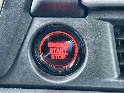 Used 2025 Honda Pilot EX-L image 25