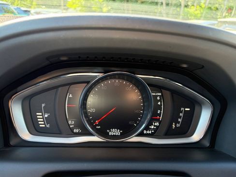 Used 2017 Volvo XC60 T6 Inscription w/ Climate Package AWD/4WD image 20
