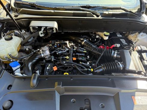 Used 2022 Lincoln Nautilus Reserve w/ Luxury Package image 9