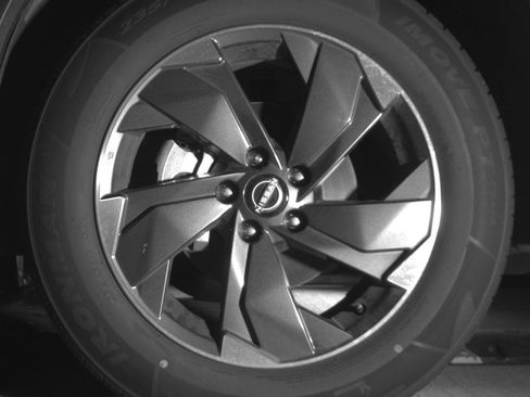 Used 2025 Nissan Rogue SV image 12