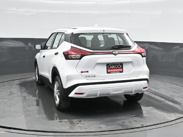 Used 2025 Nissan Kicks Play S FWD image 11