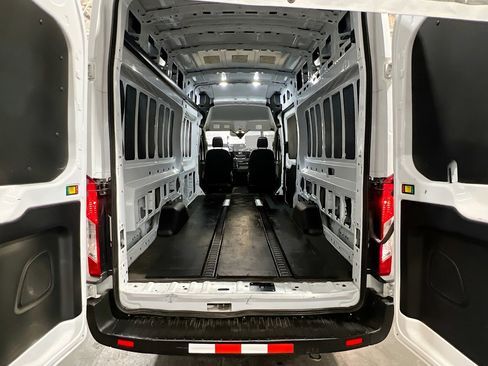 Used 2023 Ford Transit 250 148 High Roof Extended w/ Load Area Protection Package RWD image 16