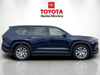 New 2026 Toyota Grand Highlander Limited video 2