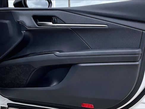 Used 2026 Toyota Camry SE w/ Convenience Package image 22