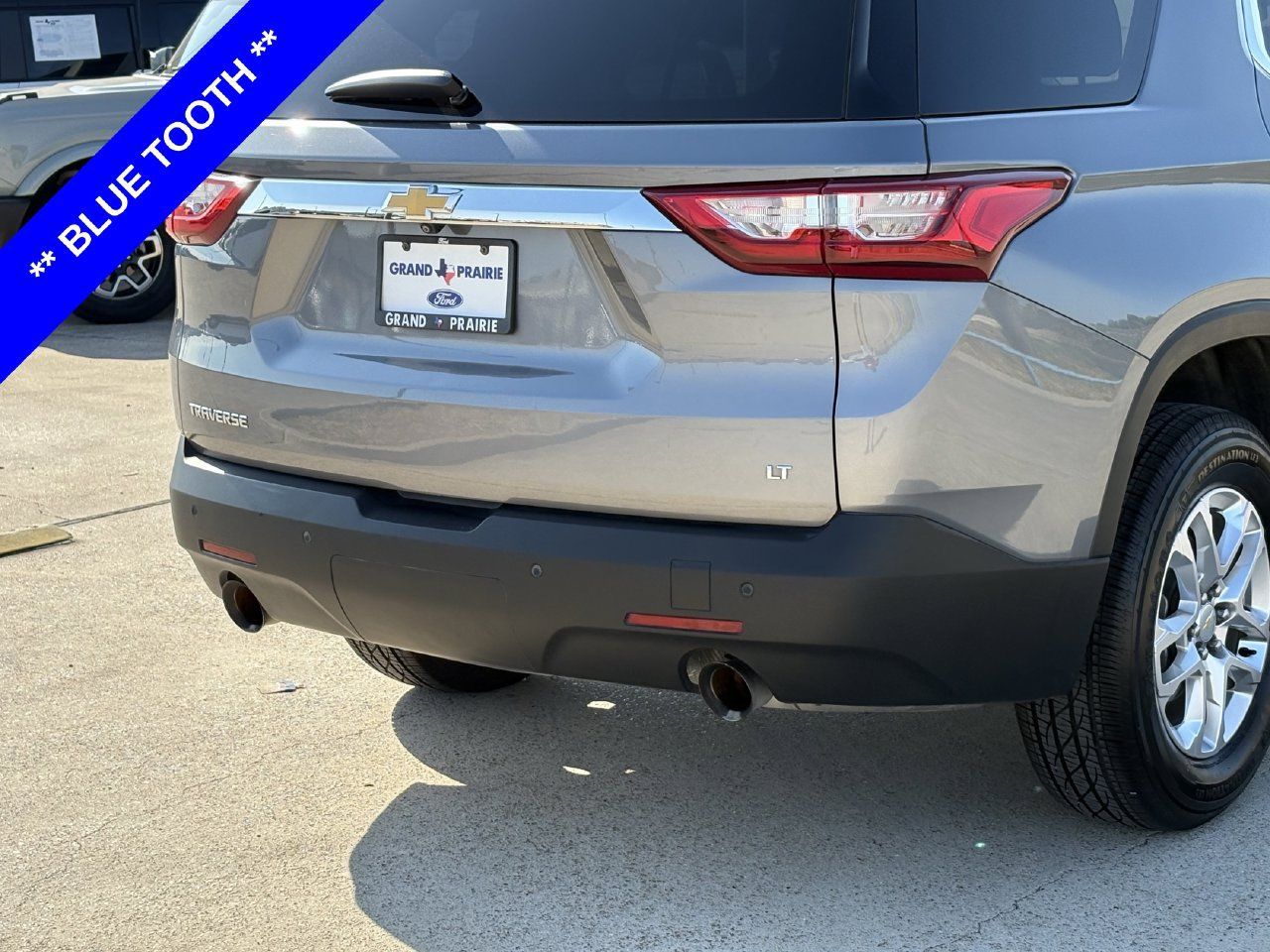 Used 2020 Chevrolet Traverse LT FWD image 8