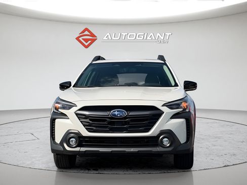 Used 2024 Subaru Outback Premium AWD/4WD image 12