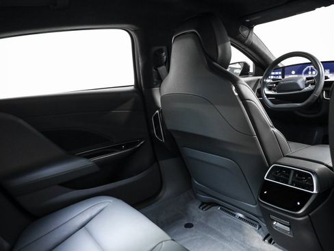 Used 2023 Lucid Air Pure image 31