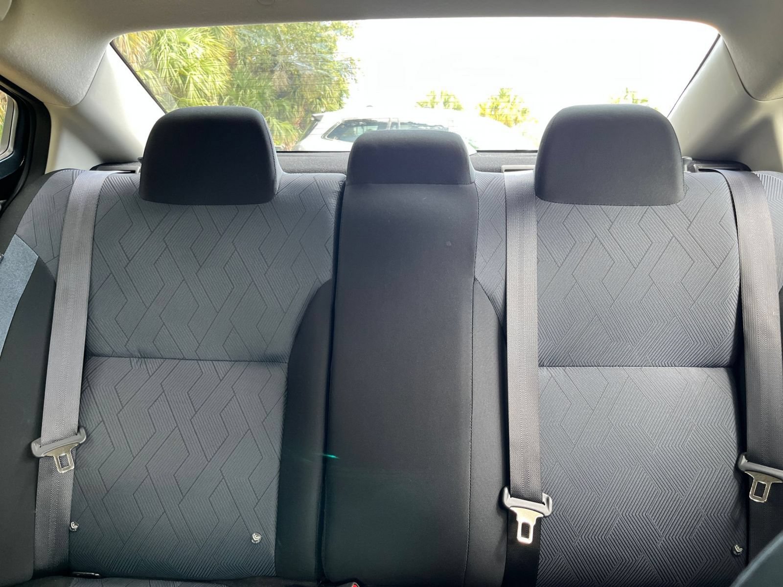 Used 2025 Nissan Versa SV FWD image 35