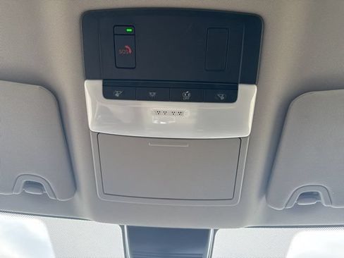 Used 2025 Nissan Altima 2.5 SV FWD image 27