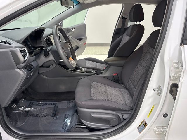 Used 2019 Hyundai Ioniq Blue FWD image 11