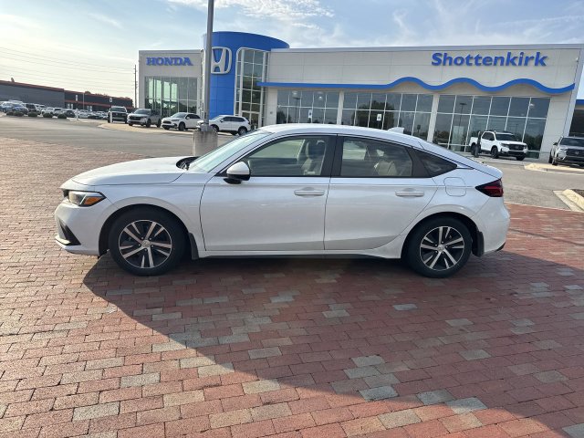Used 2023 Honda Civic LX image 5