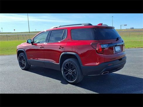 Certified 2023 GMC Acadia SLT w/ Elevation Edition image 6
