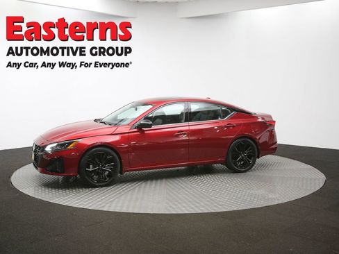 Used 2023 Nissan Altima 2.5 SR w/ SR Premium Package FWD image 58