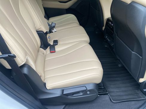 Used 2024 Acura MDX SH-AWD w/ Technology Package image 8