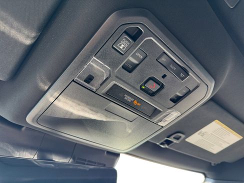 New 2025 Toyota Tacoma TRD Off-Road image 18