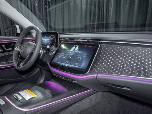 Certified 2025 Mercedes-Benz E 450 4MATIC Sedan image 13