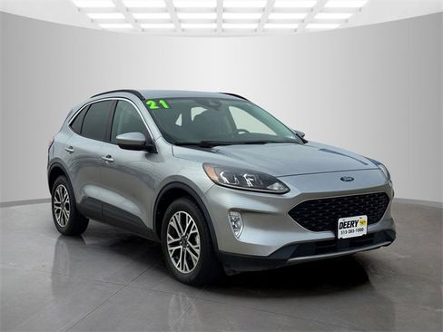 Used 2021 Ford Escape SEL image 2