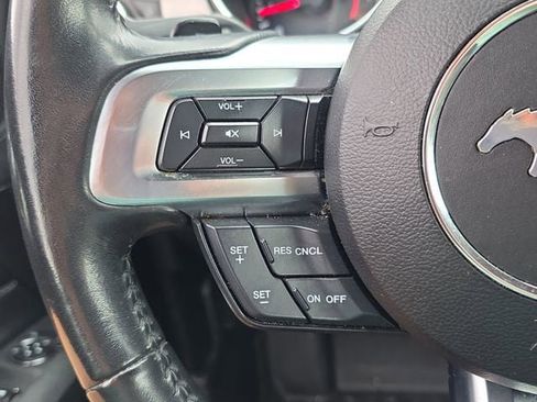 Used 2020 Ford Mustang Premium image 18