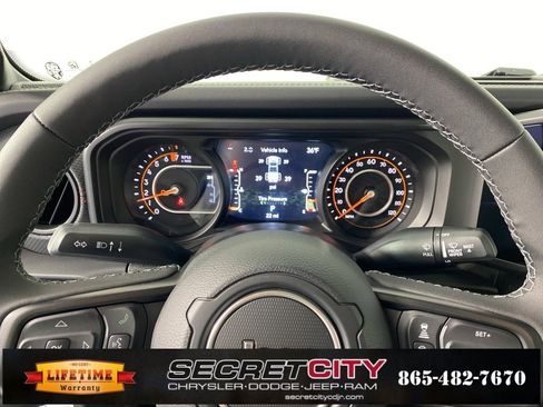 New 2026 Jeep Gladiator Rubicon w/ Steel Power Dome Hood Package image 18