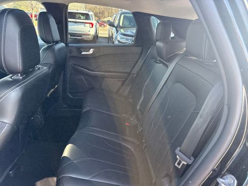 Used 2025 Ford Escape Platinum w/ Premium Technology Package image 16