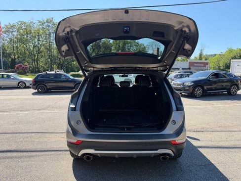 Used 2017 Lincoln MKC Premiere AWD/4WD image 18