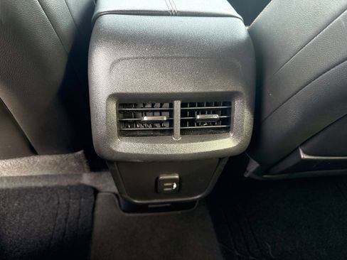 Used 2019 GMC Terrain SLT FWD image 15