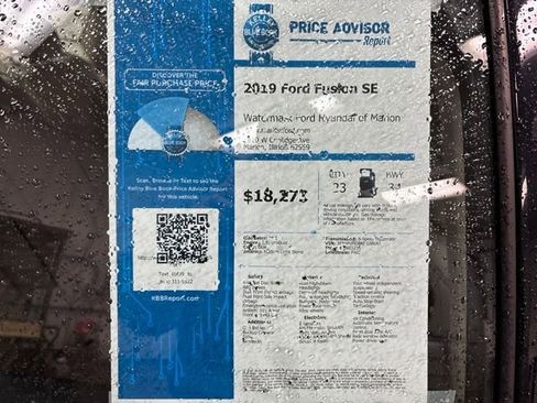 Used 2019 Ford Fusion SE image 28