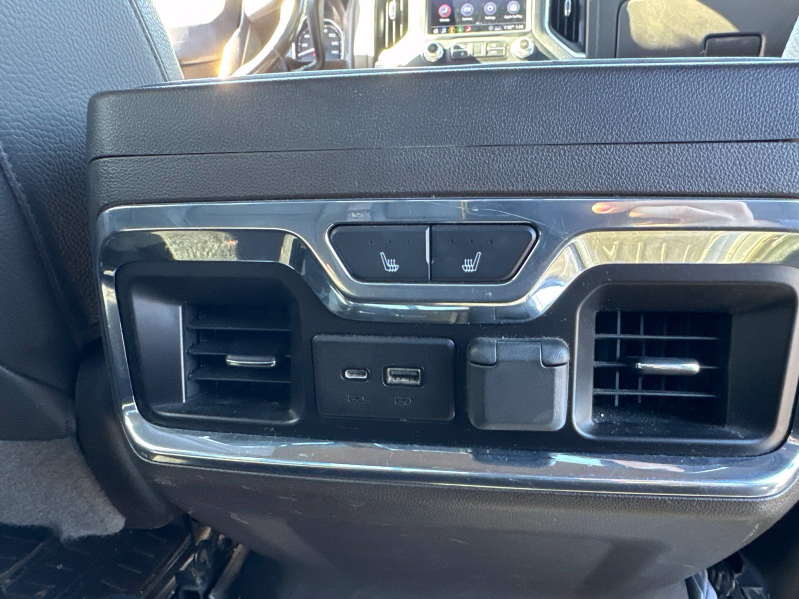 Used 2020 GMC Sierra 2500 Denali w/ Denali Ultimate Package AWD/4WD image 13