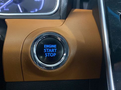 Used 2022 Toyota Avalon Touring w/ Carpet Mat Package (TMS) FWD image 20