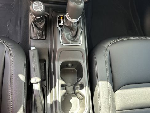 New 2026 Jeep Gladiator Mojave AWD/4WD image 18