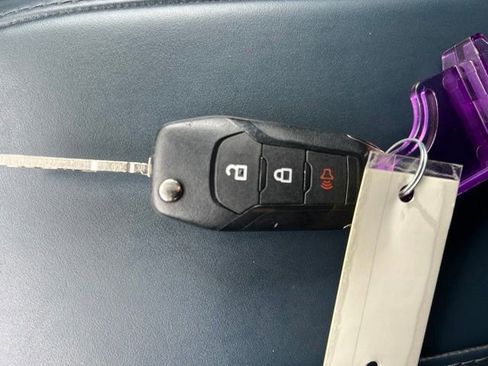 Used 2022 Ford Maverick XL w/ Equipment Group 100A Standard AWD/4WD image 34