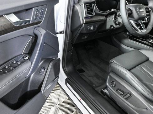 New 2025 Audi Q5 2.0T Premium Plus image 8