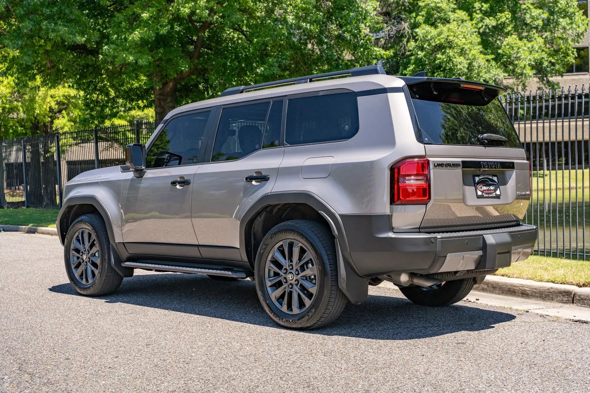 Used 2025 Toyota Land Cruiser w/ Premium Package AWD/4WD image 8