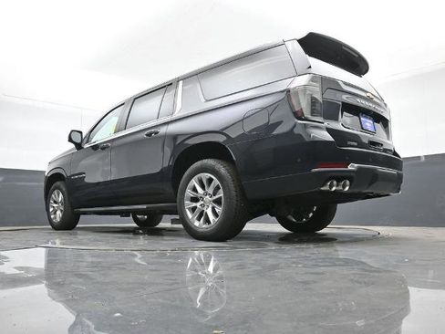 New 2026 Chevrolet Suburban Premier w/ Sun And Tow Package image 12