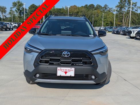 New 2026 Toyota Corolla Cross XLE image 2
