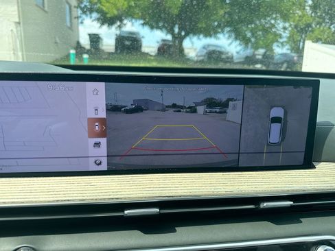 Used 2025 Genesis GV80 3.5T Prestige image 45