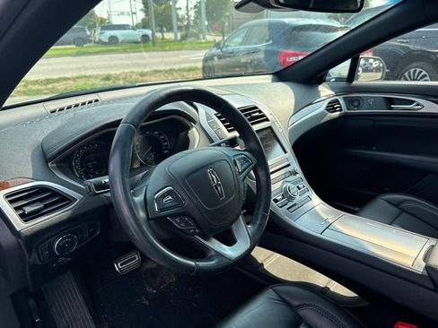 Used 2019 Lincoln MKZ Reserve w/ Reserve Plus Package AWD/4WD image 11