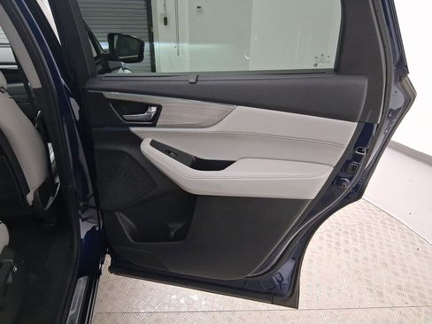 Used 2023 Acura MDX SH-AWD w/ Advance Package image 32