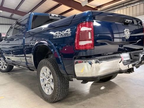 Used 2020 RAM 2500 Limited AWD/4WD image 10