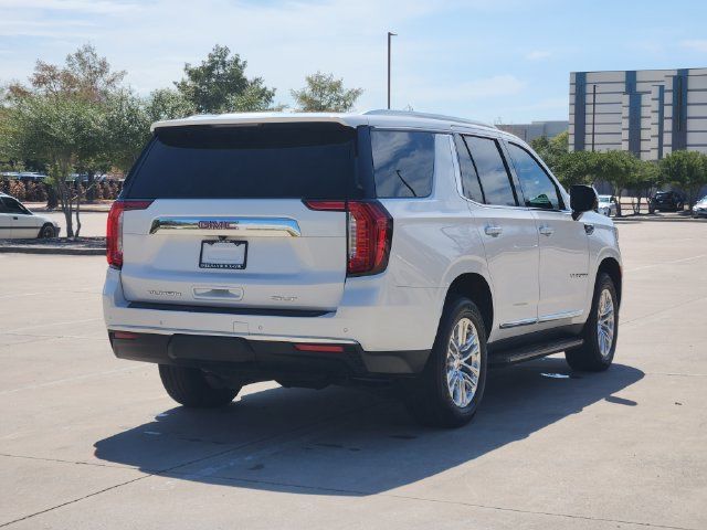 Used 2022 GMC Yukon SLT w/ SLT Premium Package RWD image 5