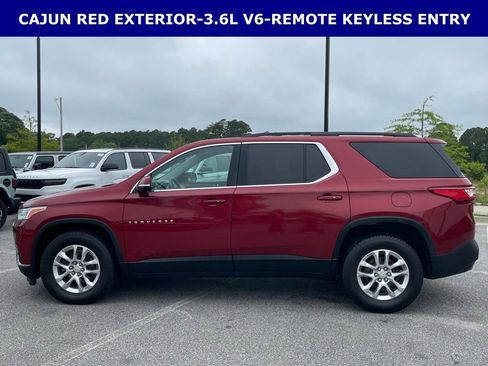 Used 2019 Chevrolet Traverse LT FWD image 8