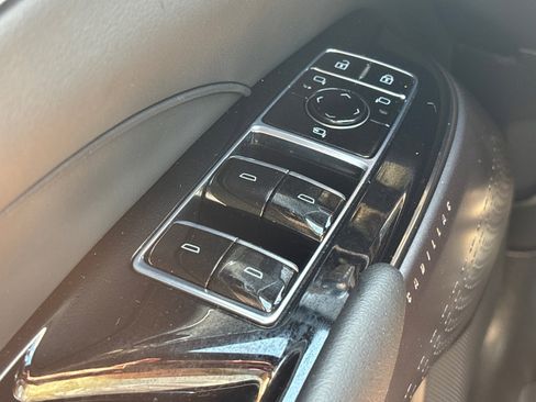 Used 2024 Cadillac Lyriq Luxury image 54