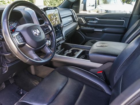 Used 2021 RAM 1500 Laramie AWD/4WD image 18